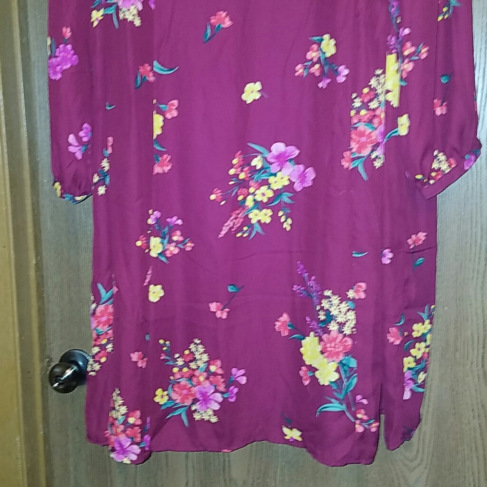 Old Navy burgundy floral dress - Picture 3 of 8